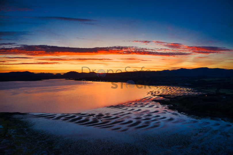 Deep Golden Hour over the Clyde